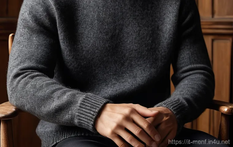 남성용 라운드넥 스웨터 - **Prompt:** A stylish person, appearing to be in their late 20s to early 30s, casually leaning again...